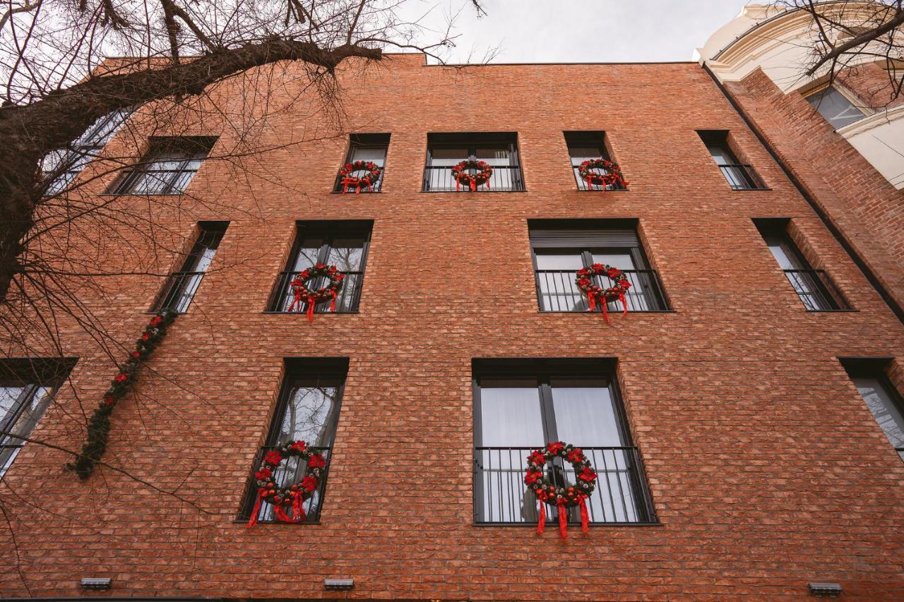 26Bricks Luxury Suites Oradea Exterior foto